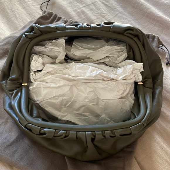 Bottega veneta pouch - Picture 2 of 4